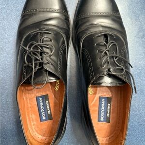 Bostonian Black Leather Oxford Shoes Classic Design